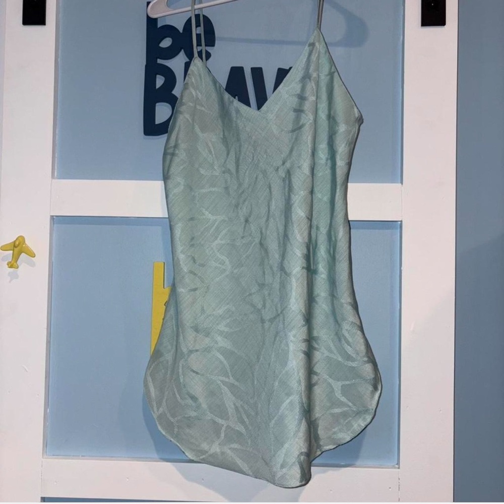 Elegant Mint Slip